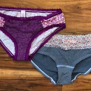 Victoria’s Secret hip hugger underwear NWT